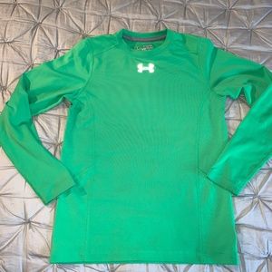 Boy's Under Armour Cold Gear t-shirt